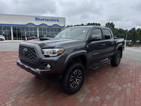 Used 2023 Toyota Tacoma TRD Sport w/ Advanced Technology Package AWD/4WD image 1