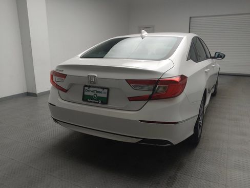 Used 2019 Honda Accord EX image 7