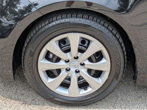 Used 2026 Toyota Corolla LE FWD image 14