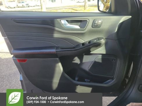 Certified 2025 Ford Escape ST-Line Elite w/ Tech Pack #2 image 24