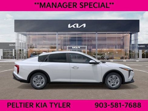 New 2025 Kia K4 LX image 7
