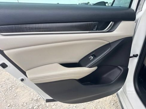 Used 2020 Honda Accord EX-L image 16