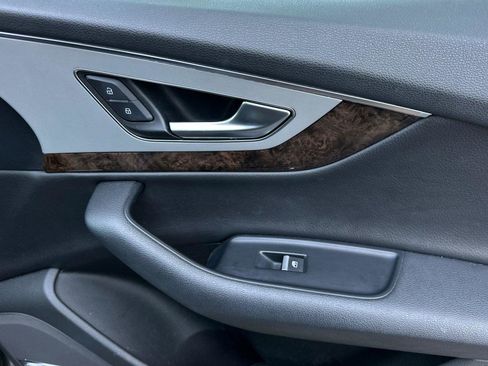 Used 2018 Audi Q7 2.0T Premium Plus w/ Premium Plus Package image 20