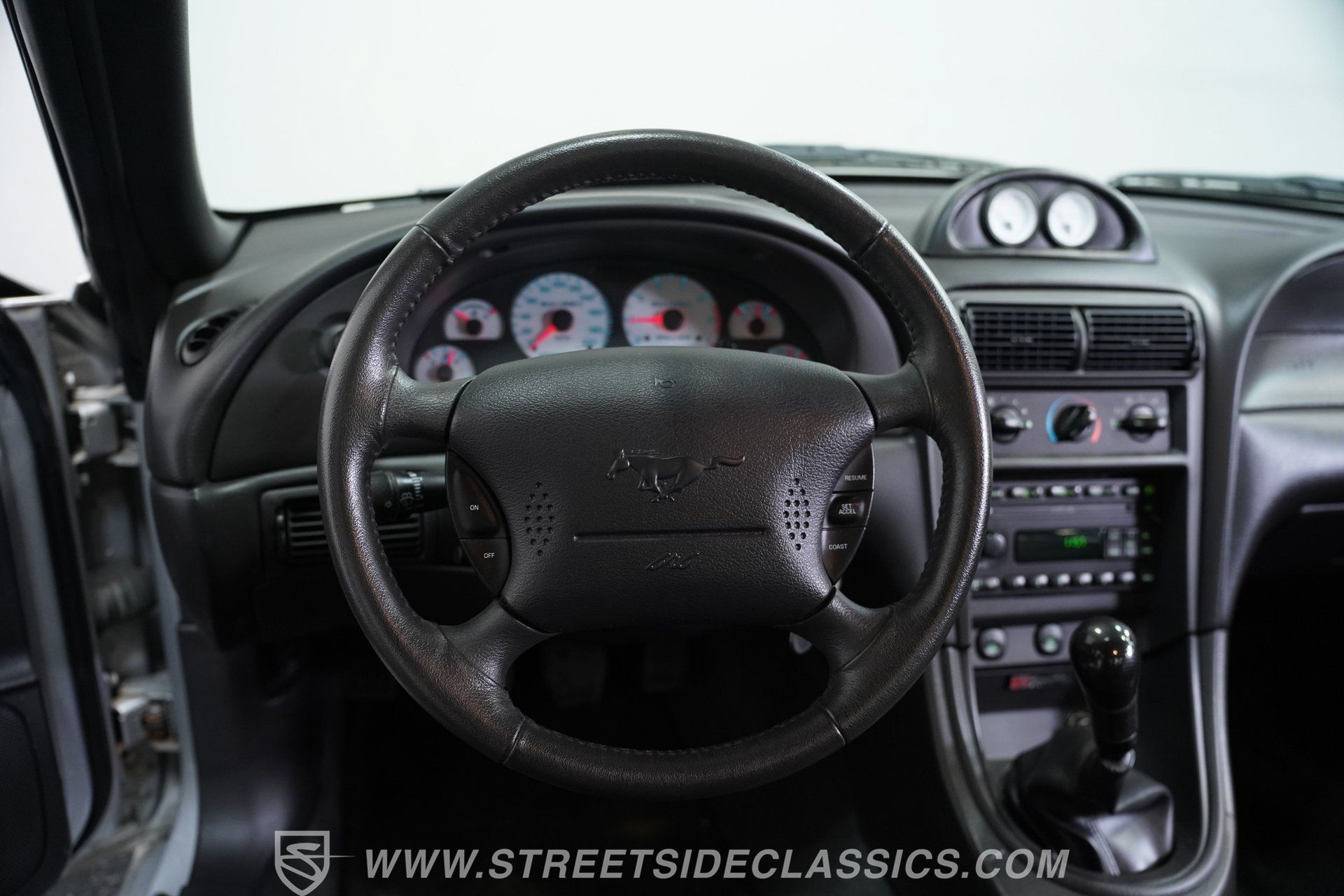 Used 2001 Ford Mustang GT RWD image 38
