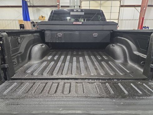 Used 2022 RAM 2500 Laramie w/ Night Edition image 13