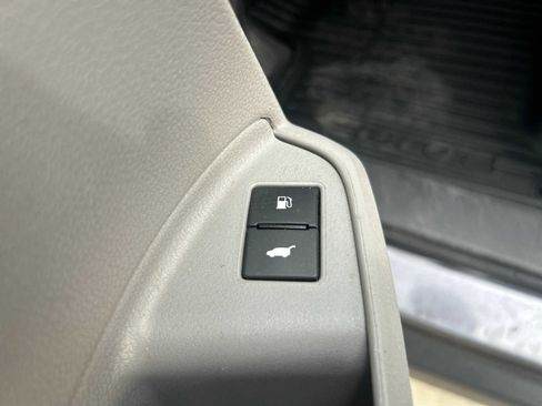 Used 2019 Honda Pilot Touring image 12