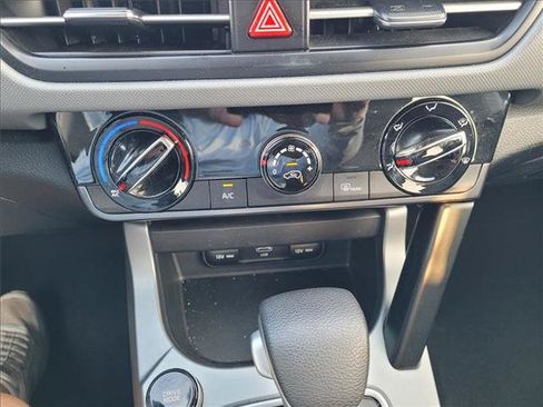 Used 2026 Kia Seltos LX FWD image 16