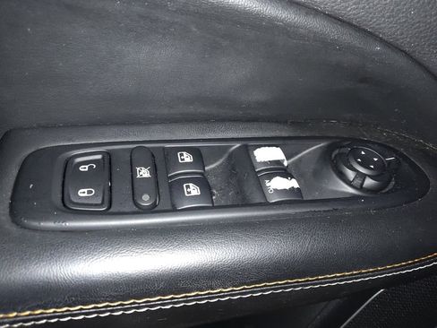 Used 2020 Jeep Compass Latitude w/ Cold Weather Group AWD/4WD image 27