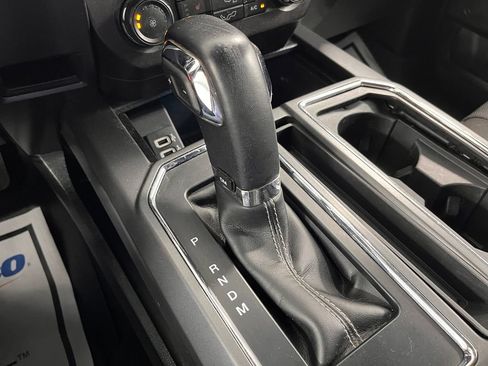 Used 2019 Ford F150 XLT w/ Equipment Group 302A Luxury AWD/4WD image 16