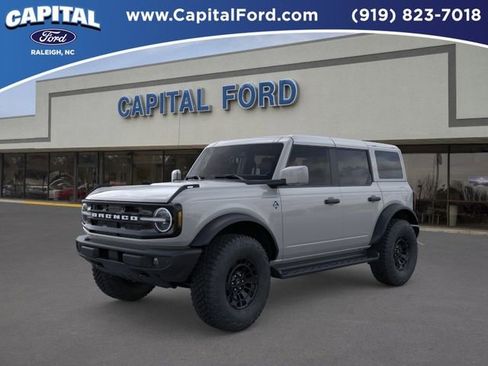 New 2026 Ford Bronco Outer Banks image 1
