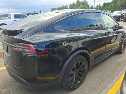 Used 2022 Tesla Model X AWD/4WD image 6