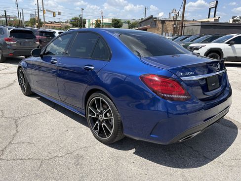 Used 2020 Mercedes-Benz C 300 Sedan image 5
