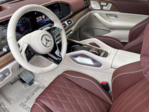 New 2026 Mercedes-Benz Maybach GLS 600 Maybach GLS 600 image 4
