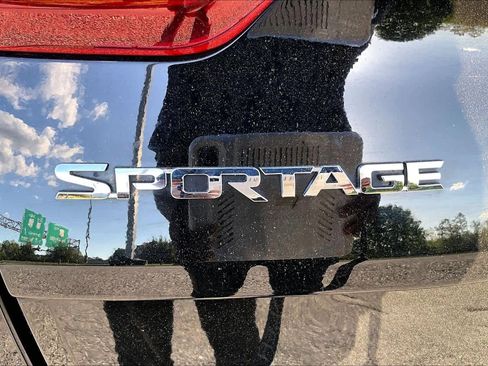 Used 2020 Kia Sportage LX FWD image 10