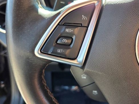 Used 2017 Chevrolet Camaro SS image 31