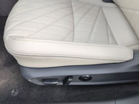 New 2026 Nissan Sentra SL w/ Floor Mat Package FWD image 22