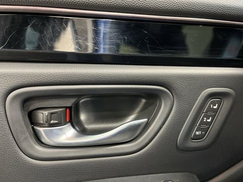 Used 2024 Honda Pilot TrailSport image 11