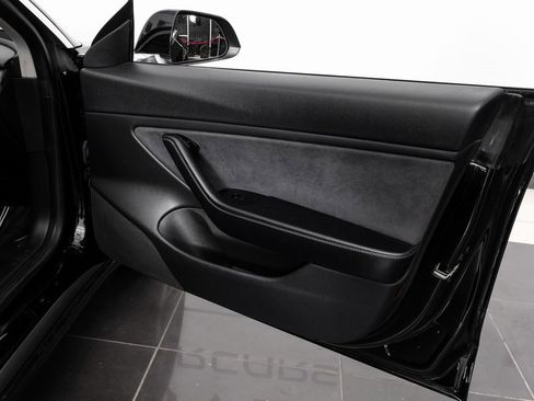 Used 2018 Tesla Model 3 Long Range image 48