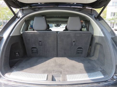 Used 2017 Acura MDX SH-AWD w/ Technology Package image 29