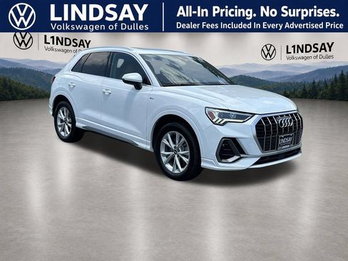 Used 2021 Audi Q3 2.0T Premium Plus w/ Premium Plus Package AWD/4WD image 1