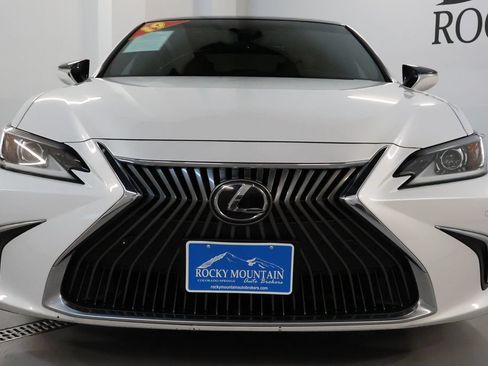 Used 2019 Lexus ES 350 w/ Premium Package FWD image 2