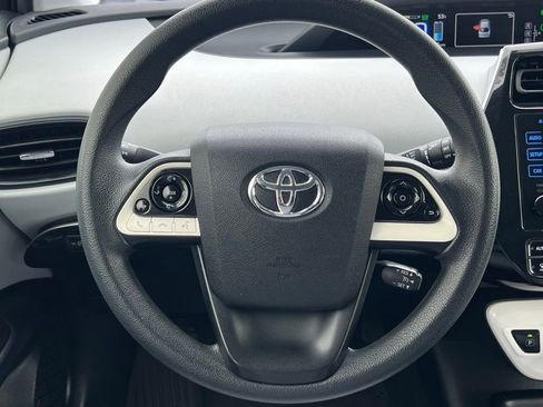 Used 2016 Toyota Prius Two FWD image 23