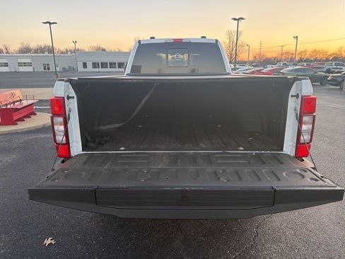 Used 2020 Ford F350 Lariat w/ FX4 Off-Road Package image 9