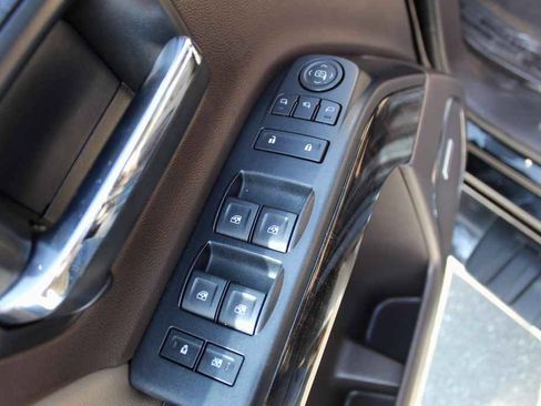 Used 2015 GMC Sierra 1500 Denali RWD image 14