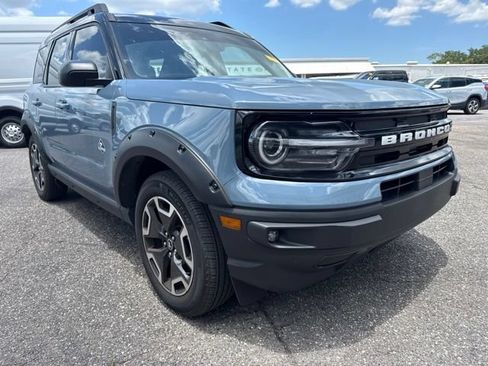 Used 2024 Ford Bronco Sport Outer Banks w/ Tech Package AWD/4WD image 4