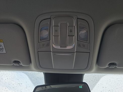 Used 2020 Hyundai Santa Fe SEL w/ Convenience Package FWD image 28