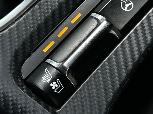 Used 2022 Kia Stinger GT2 w/ Scorpion Package image 39