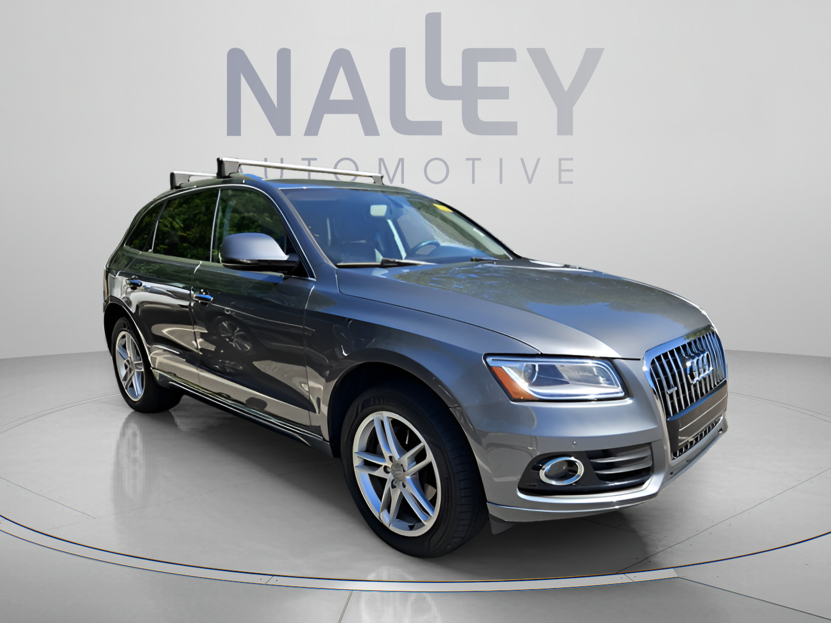 Used 2016 Audi Q5 2.0T Premium Plus w/ Technology Package AWD/4WD image 3