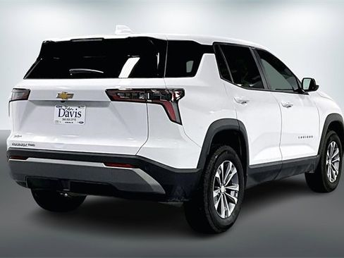 Used 2025 Chevrolet Equinox LT image 7