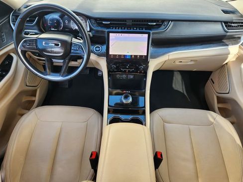 Used 2022 Jeep Grand Cherokee L Limited image 26