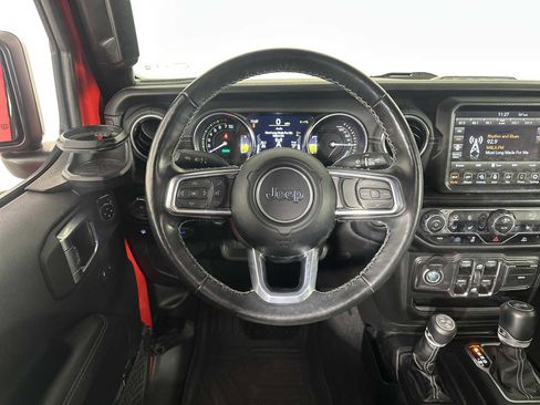 Used 2021 Jeep Wrangler Unlimited Sahara w/ Cold Weather Group image 11