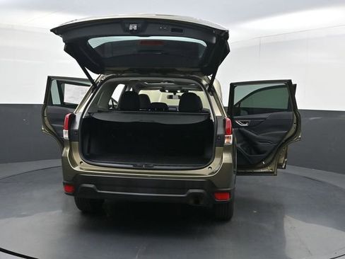 Used 2023 Subaru Forester Premium AWD/4WD image 41