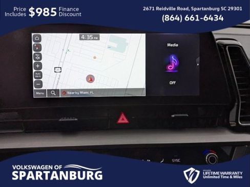 Used 2024 Kia Sportage EX image 15