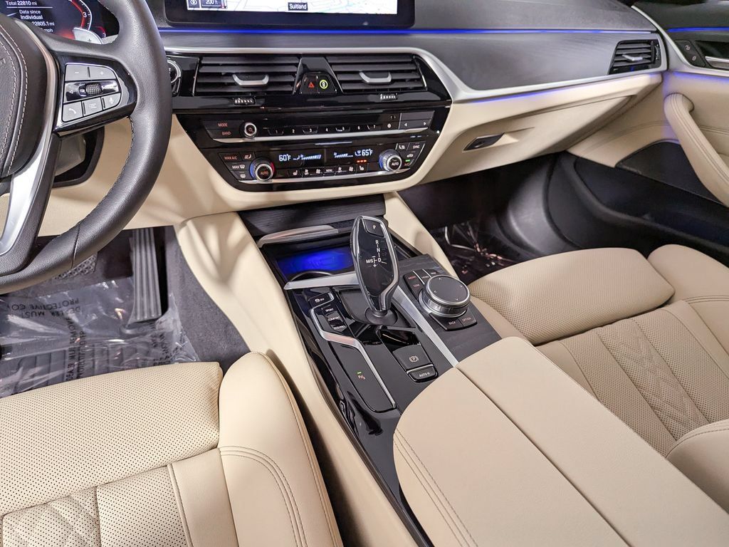 Used 2023 BMW 530i xDrive w/ Premium Package AWD/4WD image 37