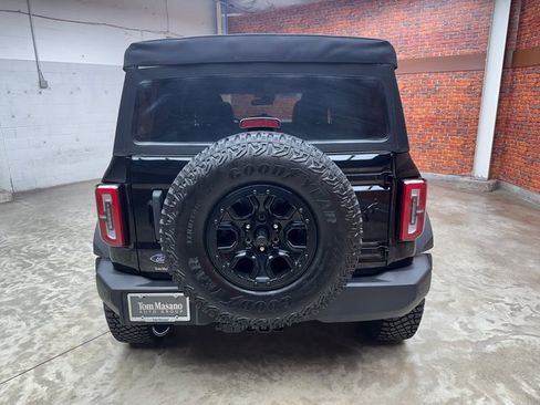 Used 2022 Ford Bronco Wildtrak image 4