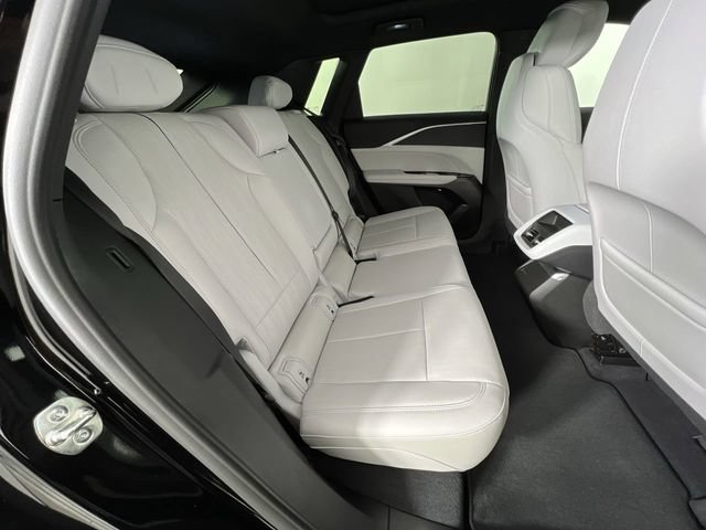 Used 2026 Cadillac Lyriq Sport AWD/4WD image 28