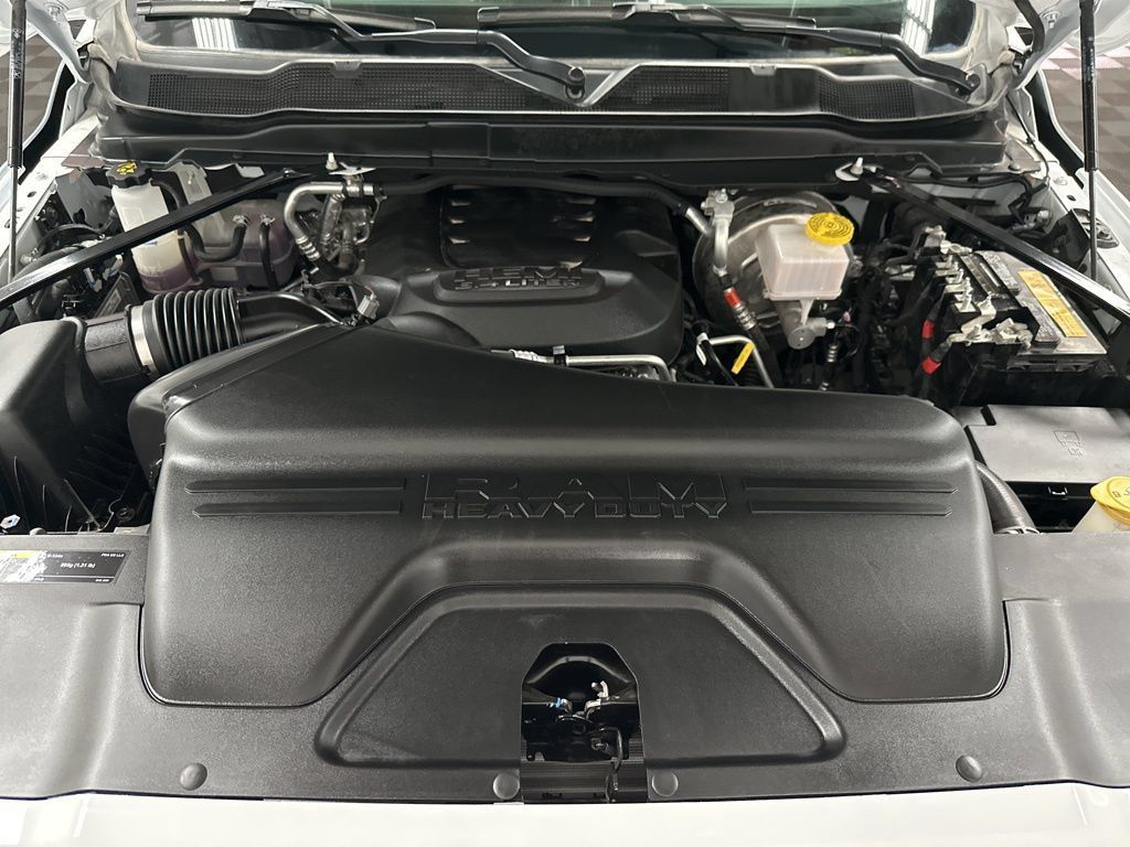 Used 2025 RAM 2500 Tradesman AWD/4WD image 31