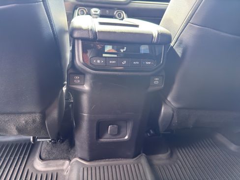 Used 2024 Toyota Grand Highlander XLE image 13