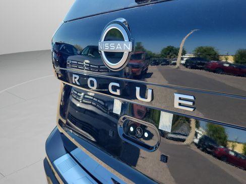 New 2026 Nissan Rogue SV w/ Cold Weather Package FWD image 7