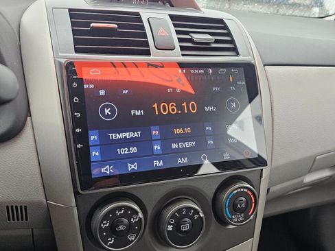 Used 2013 Toyota Corolla LE Special Edition image 31