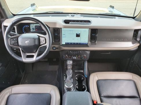 Used 2024 Ford Bronco Wildtrak AWD/4WD image 24