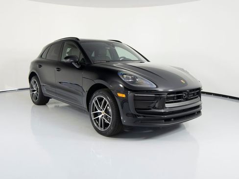 New 2026 Porsche Macan AWD/4WD image 12