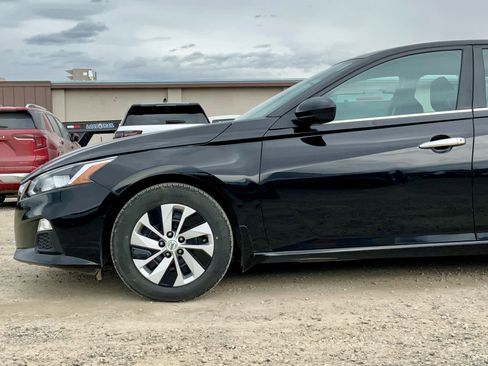 Used 2021 Nissan Altima 2.5 S image 10