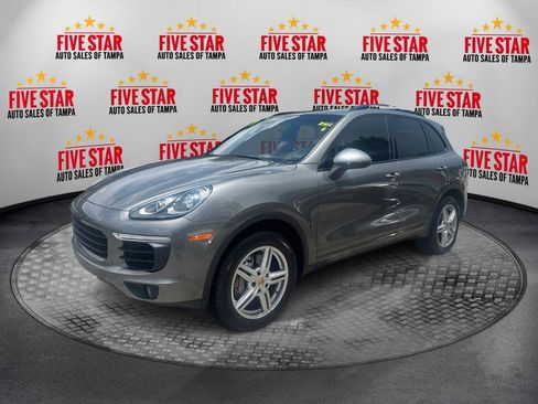 Used 2017 Porsche Cayenne S AWD/4WD image 3