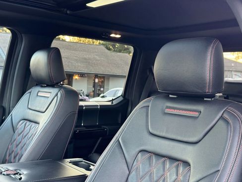 Used 2020 Ford F150 Lariat w/ Equipment Group 502A Luxury image 29