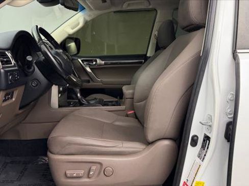 Used 2020 Lexus GX 460 Premium AWD/4WD image 14